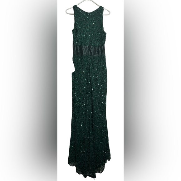 👗NWT! Mac Duggal Emerald Sequin & Bead Dress - Picture 6 of 15